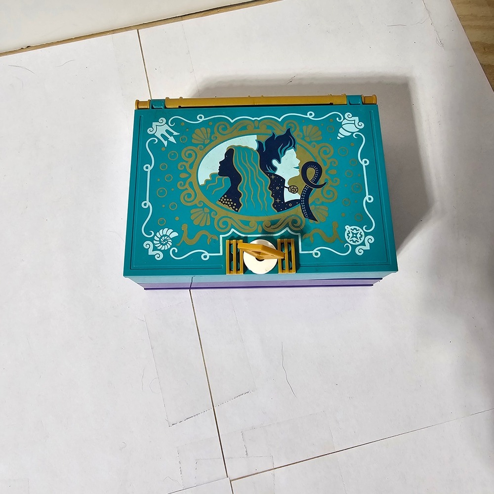 LEGO Disney 43176 Ariels Storybook Adventures The Little Mermaid Portable Set